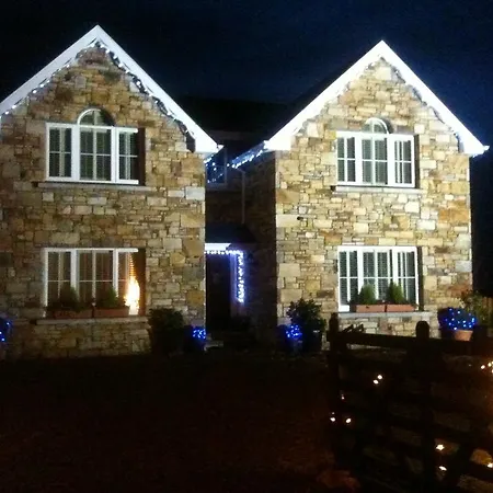 Castle View House Bed & Breakfast 3*