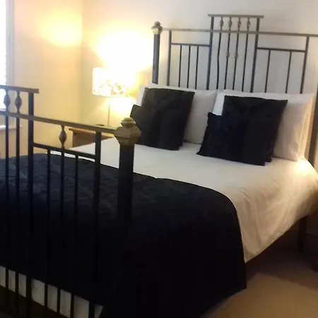 Bed & Breakfast Castle View House Cliffony
