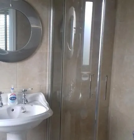 Castle View House 3*