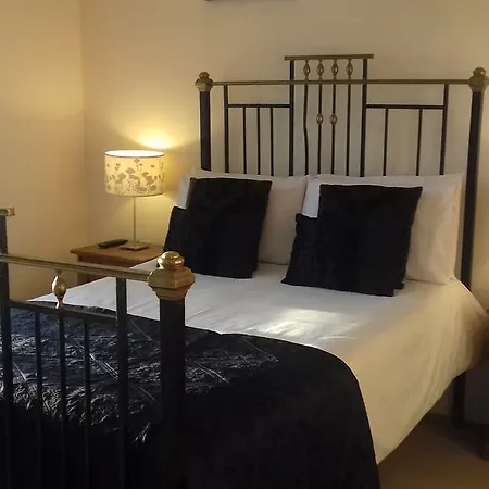 Bed & Breakfast Castle View House