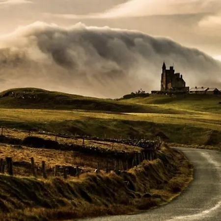 Castle View House Bed & Breakfast 3*
